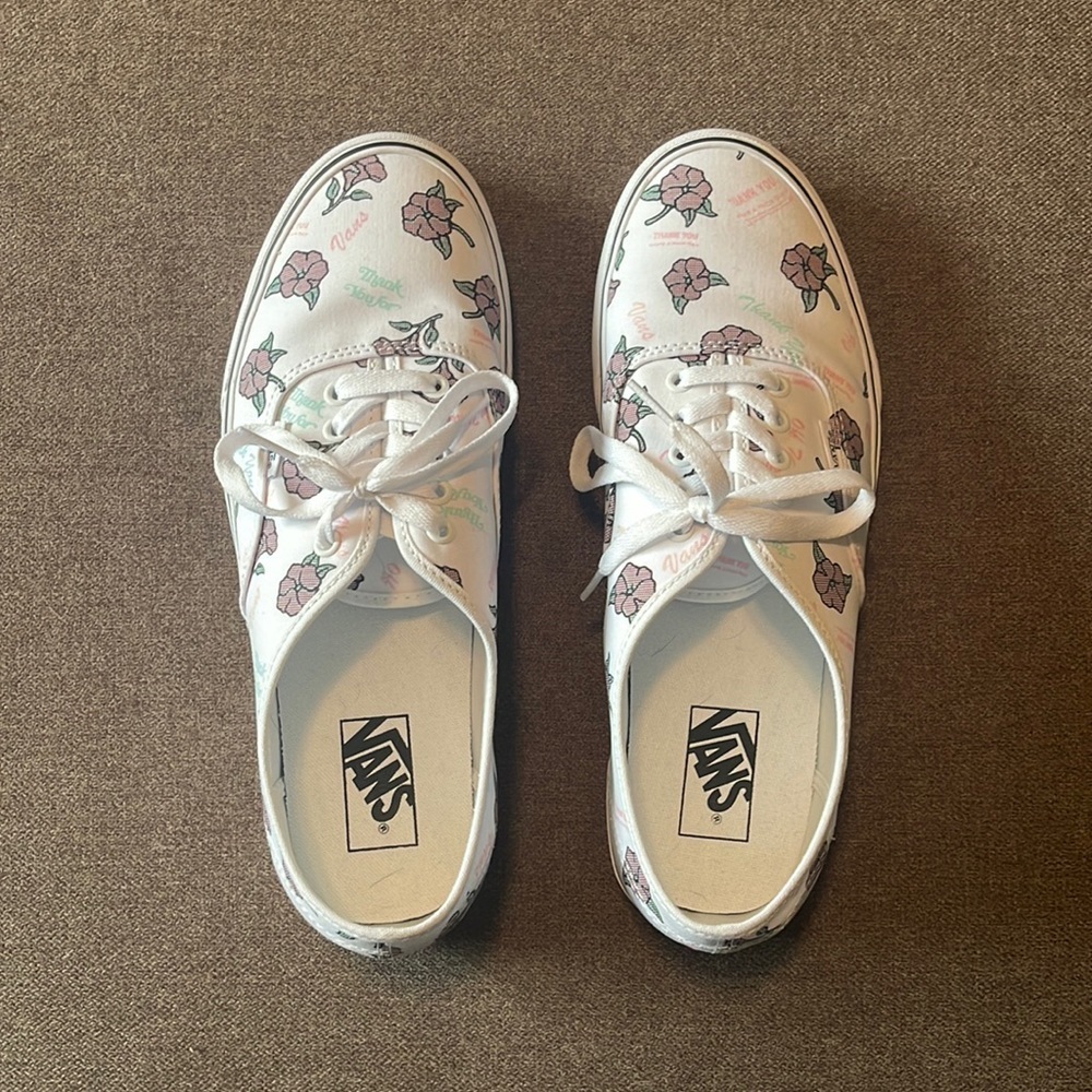 Vans Women's White Floral Lace-Up Sneakers